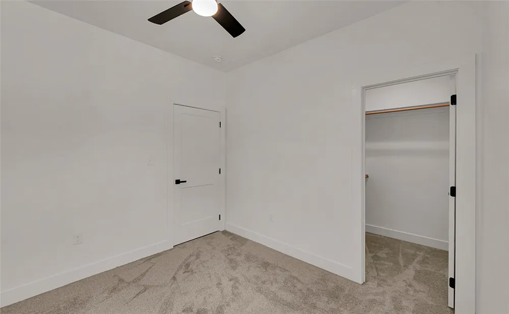 806 S Avenue Q Clifton, TX 76634