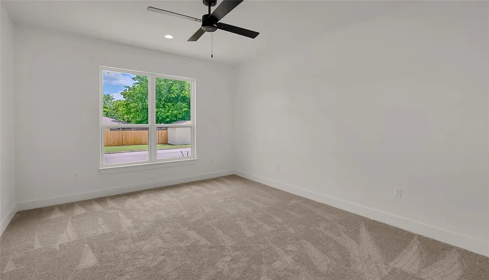 806 S Avenue Q Clifton, TX 76634