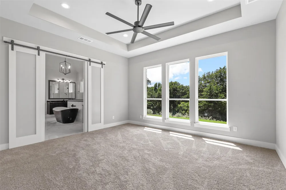 1064 Glenoaks Drive Weatherford, TX 76088