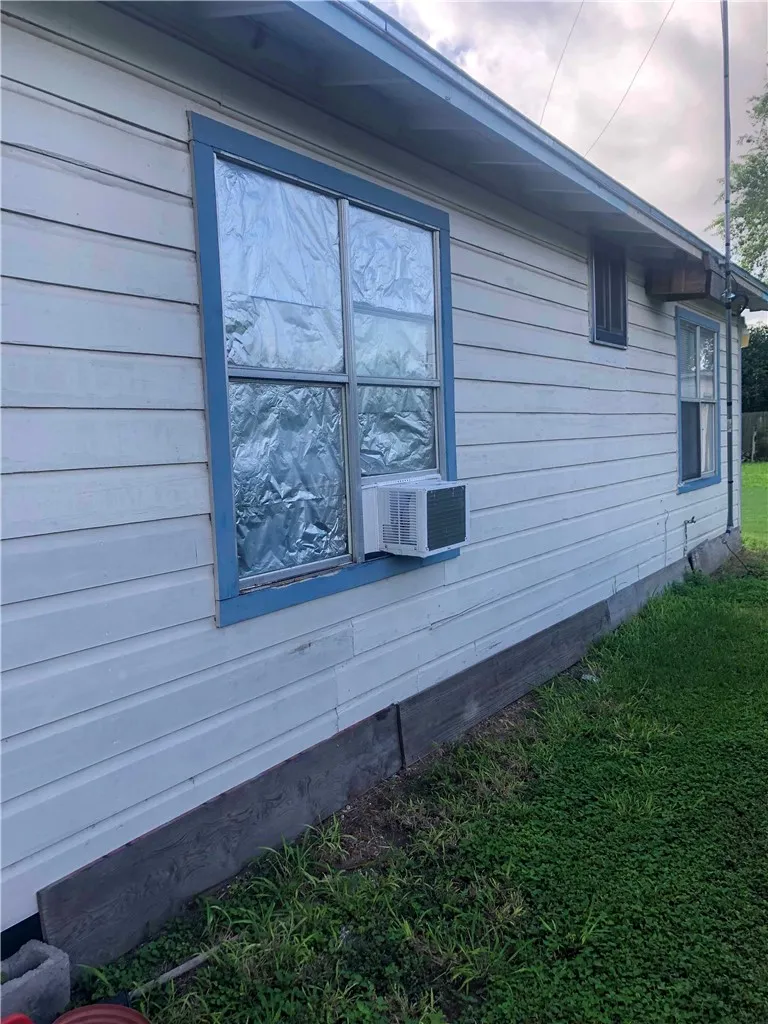1008 E Kennedy Street Beeville, TX 78102