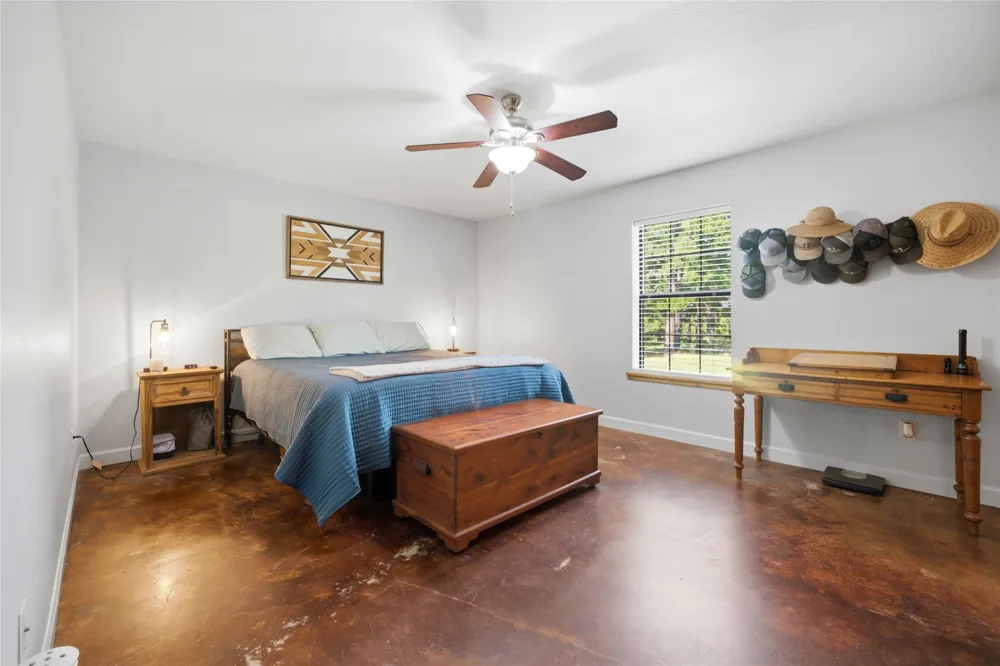 318 Grey Wolf Lane Bastrop, TX 78602