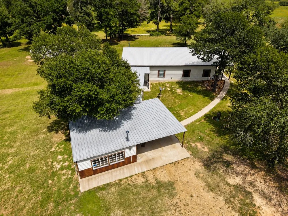318 Grey Wolf Lane Bastrop, TX 78602
