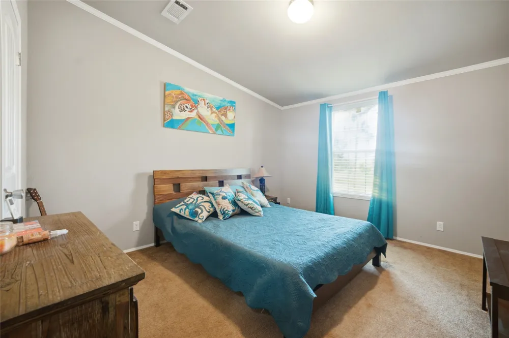 318 Grey Wolf Lane Bastrop, TX 78602