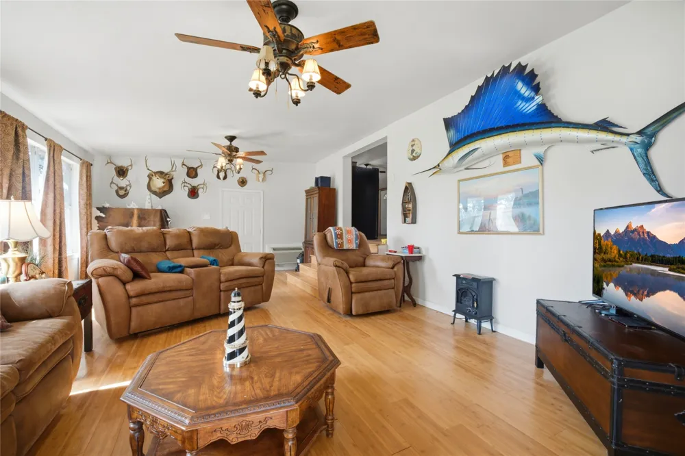 318 Grey Wolf Lane Bastrop, TX 78602