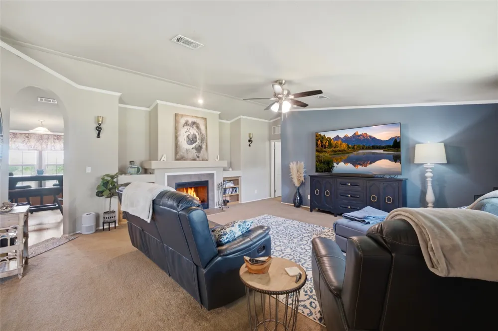 318 Grey Wolf Lane Bastrop, TX 78602
