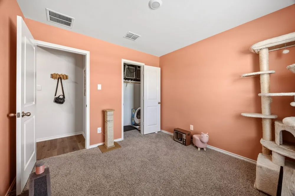 206 Nokota Drive Leonard, TX 75452
