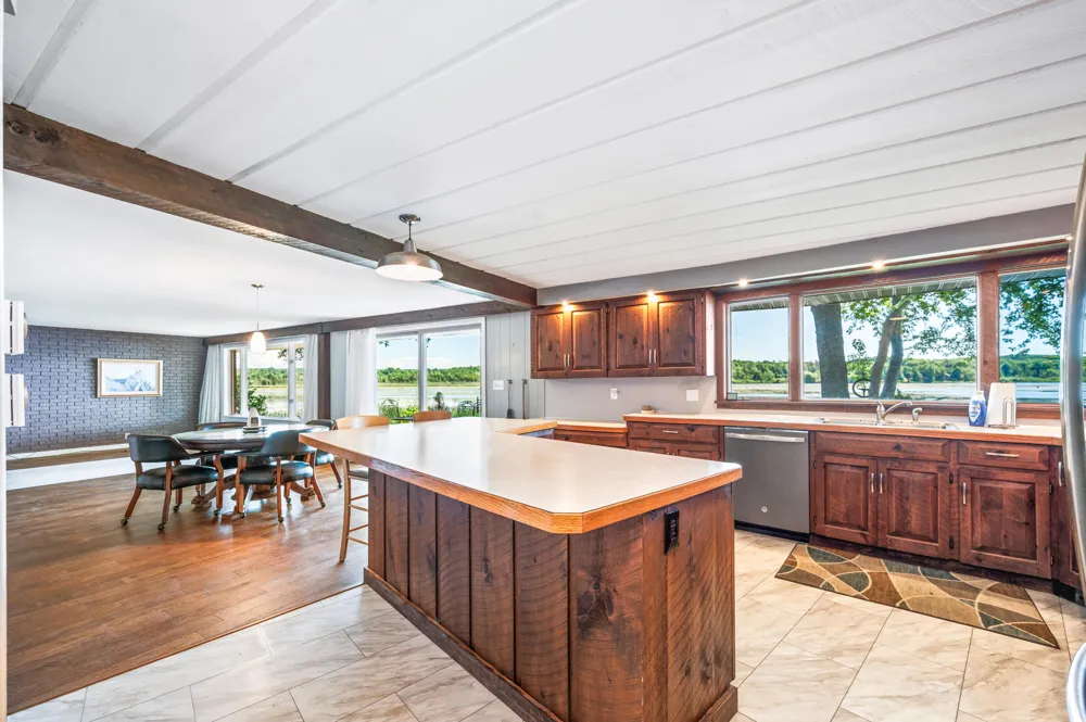 339 Mcnitt Road Manistee, MI 49660