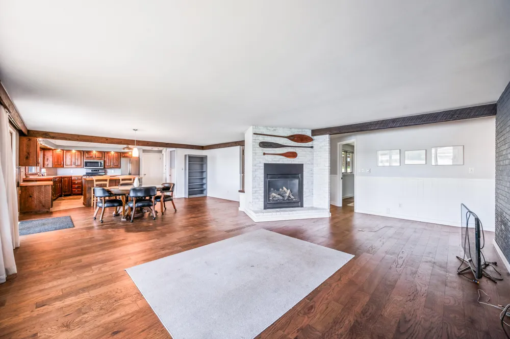 339 Mcnitt Road Manistee, MI 49660