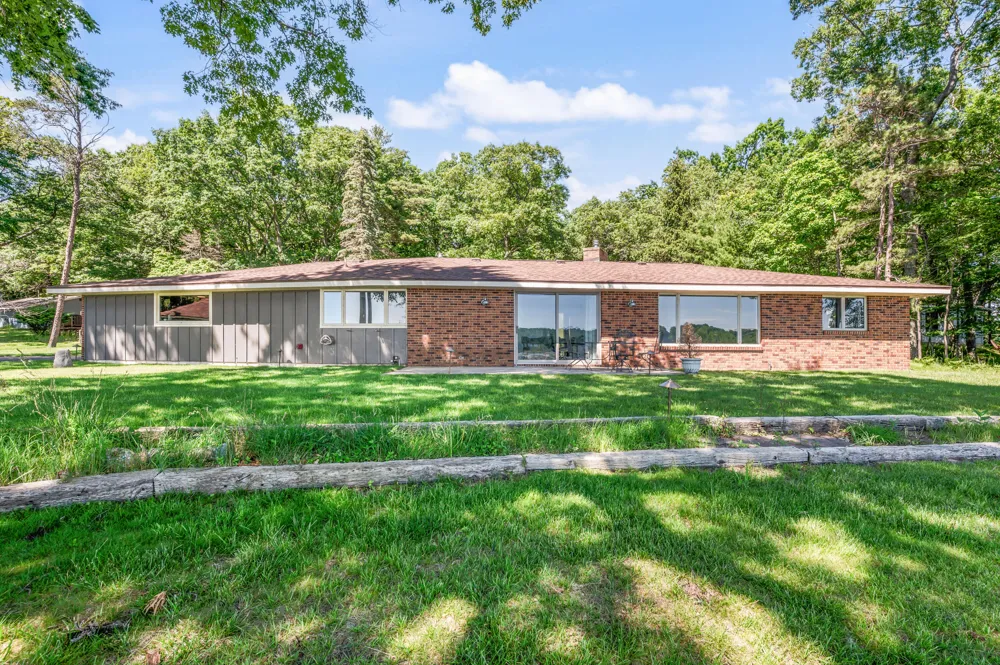 339 Mcnitt Road Manistee, MI 49660