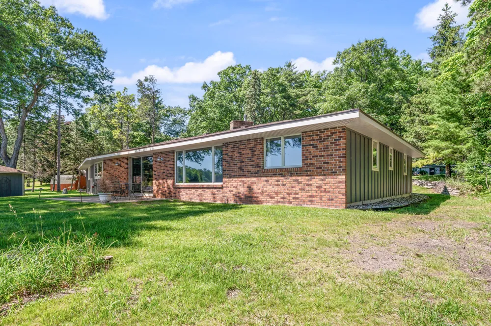 339 Mcnitt Road Manistee, MI 49660