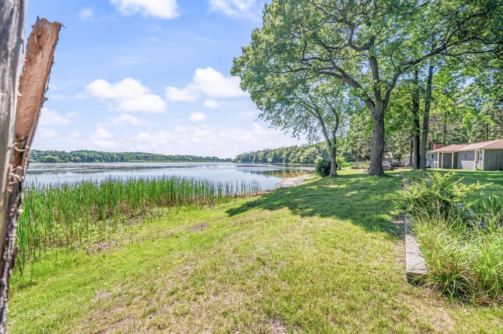 339 Mcnitt Road Manistee, MI 49660