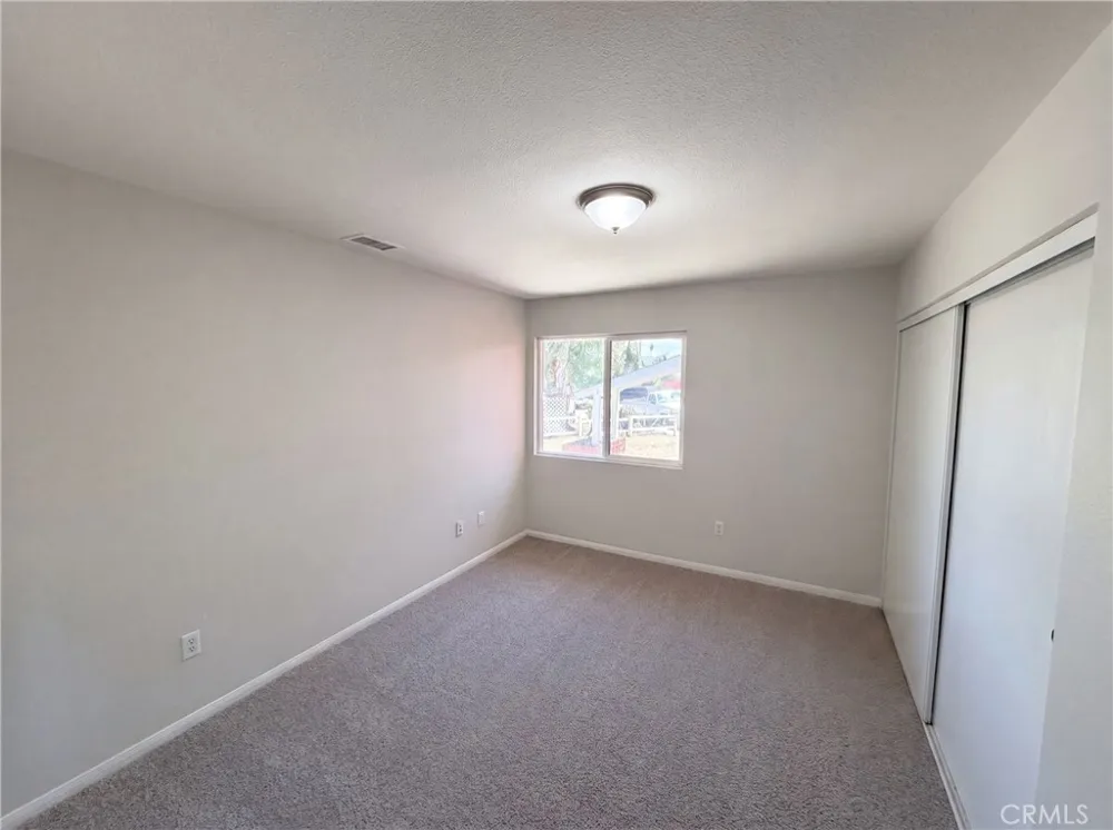 215 Laurel Hemet, CA 92544