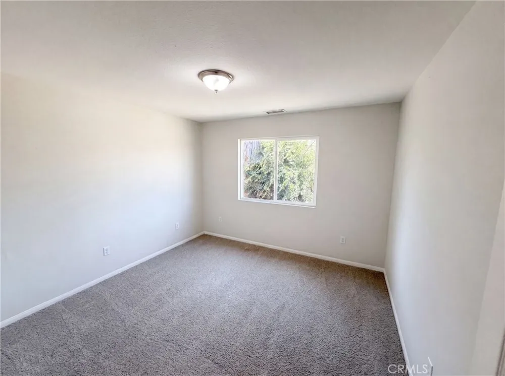 215 Laurel Hemet, CA 92544