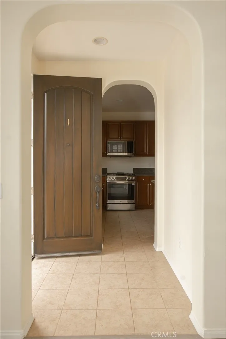 20323 Livorno Porter Ranch, CA 91326
