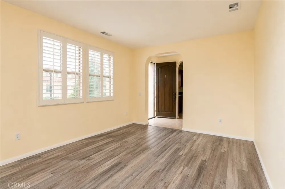 20323 Livorno Porter Ranch, CA 91326