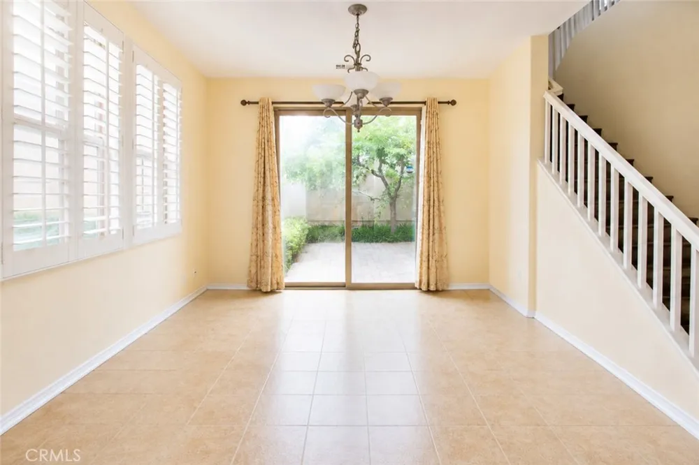 20323 Livorno Porter Ranch, CA 91326
