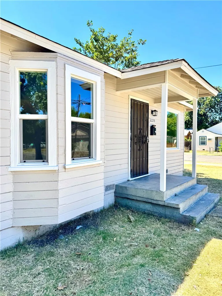 2225 Sutter Stockton, CA 95204