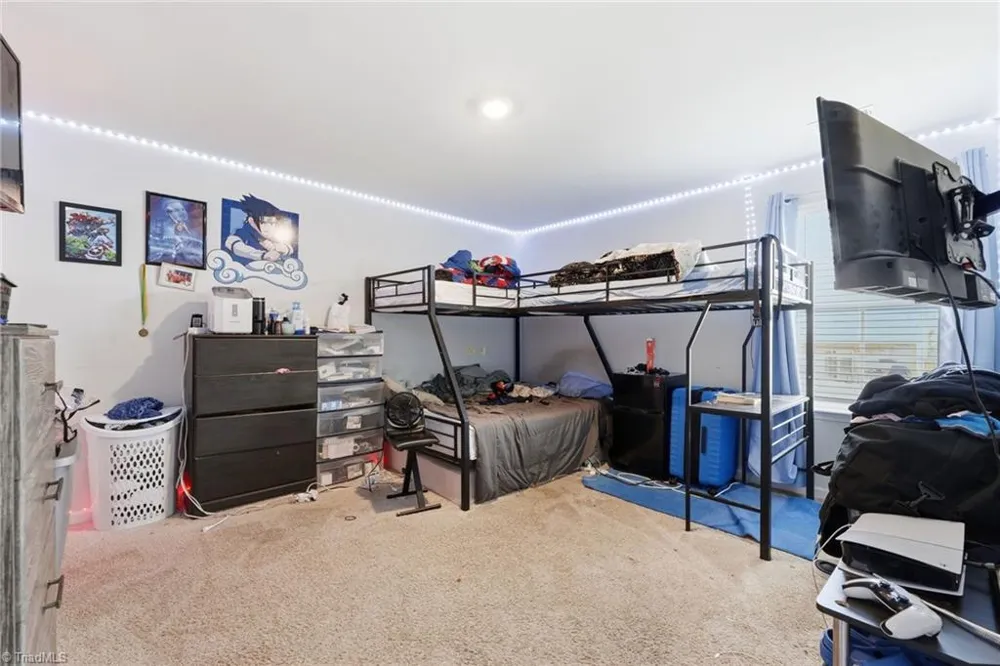 6824 Keeneland Drive Whitsett, NC 27377