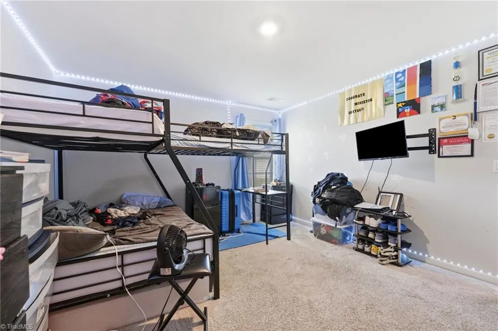 6824 Keeneland Drive Whitsett, NC 27377