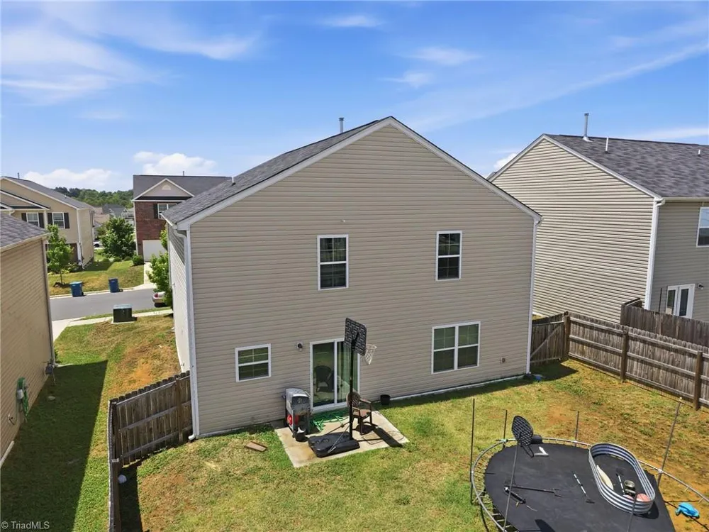 6824 Keeneland Drive Whitsett, NC 27377