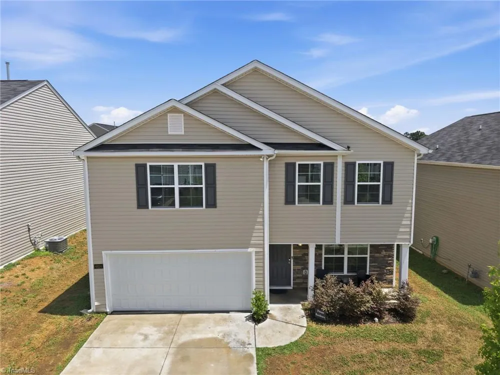 6824 Keeneland Drive Whitsett, NC 27377