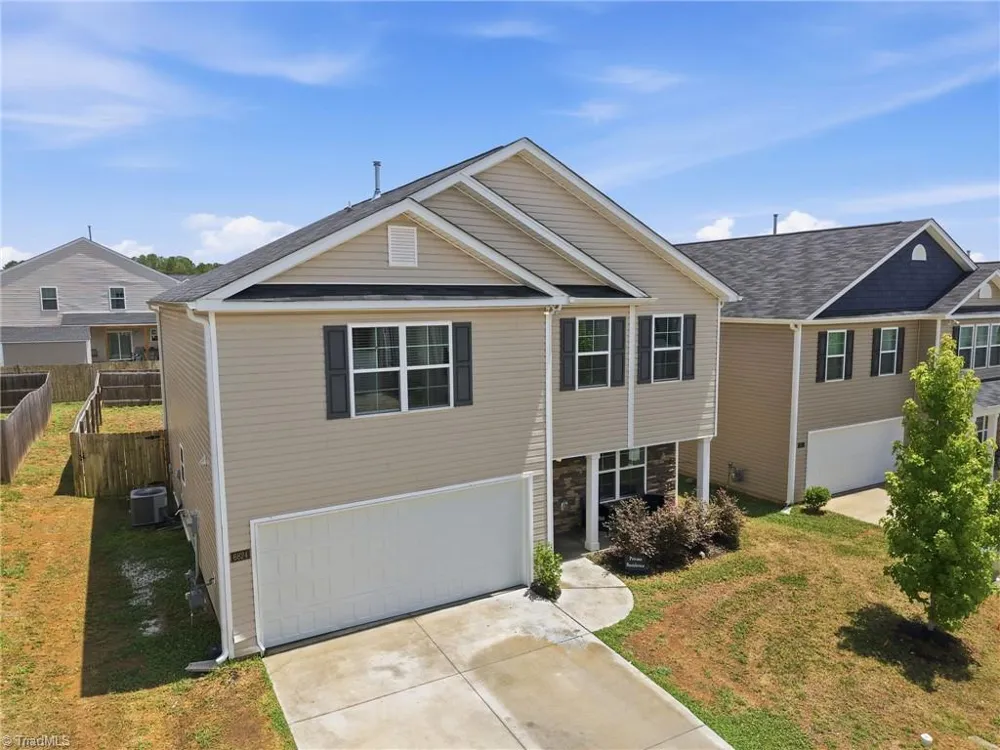 6824 Keeneland Drive Whitsett, NC 27377