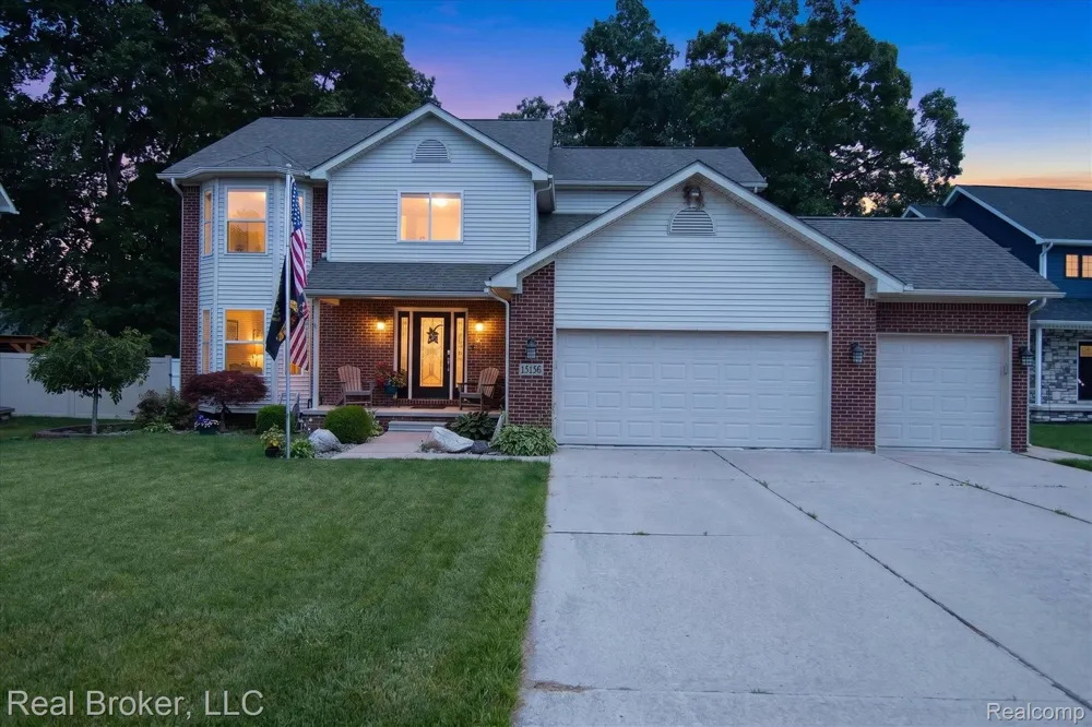 15156 Oak Valley Lane Monroe Charter Township, MI 48161