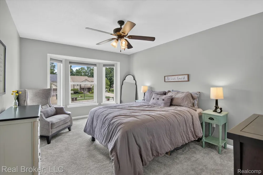 15156 Oak Valley Lane Monroe Charter Township, MI 48161