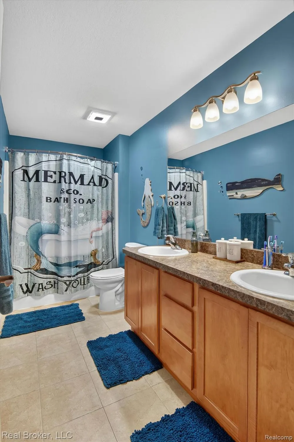 15156 Oak Valley Lane Monroe Charter Township, MI 48161