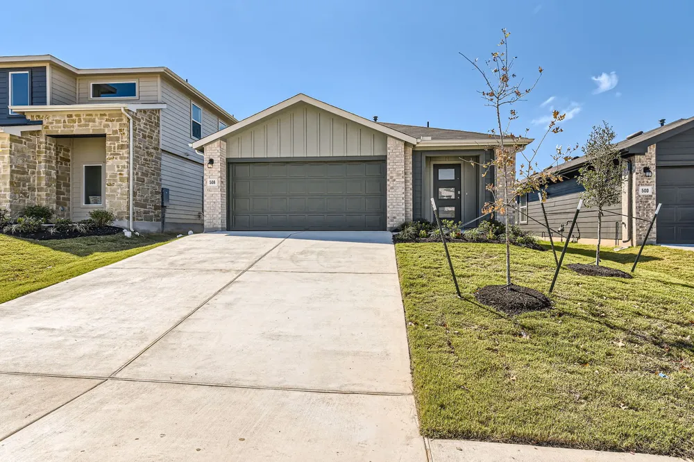 508 Gladiola Loop Kyle, TX 78640
