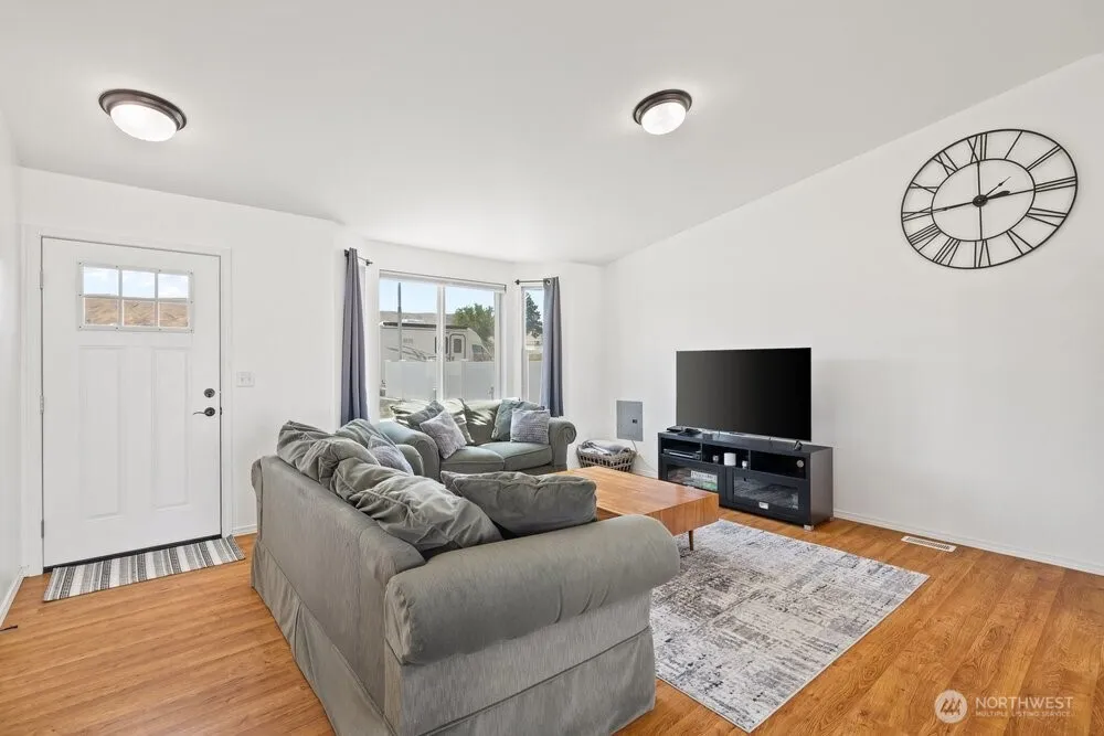 225 Atterberry Drive SW Mattawa, WA 99349