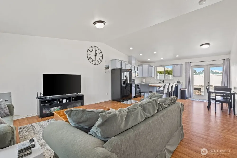 225 Atterberry Drive SW Mattawa, WA 99349