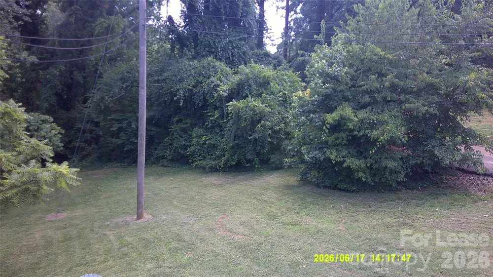 153 15th Avenue NW Hickory, NC 28601