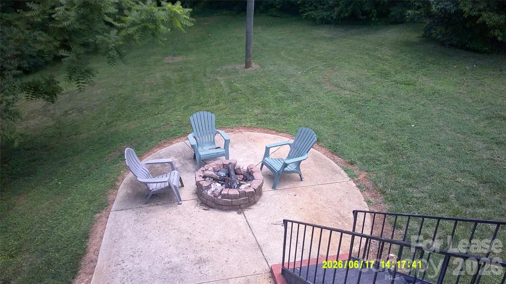 153 15th Avenue NW Hickory, NC 28601