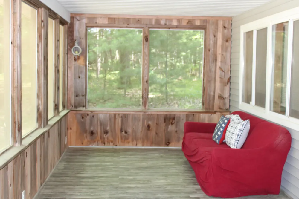 11870 Bayer Road Roscommon, MI 48653