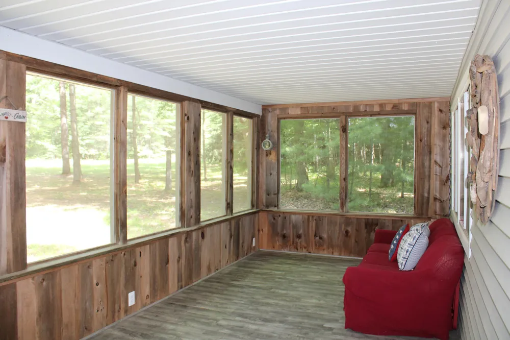 11870 Bayer Road Roscommon, MI 48653