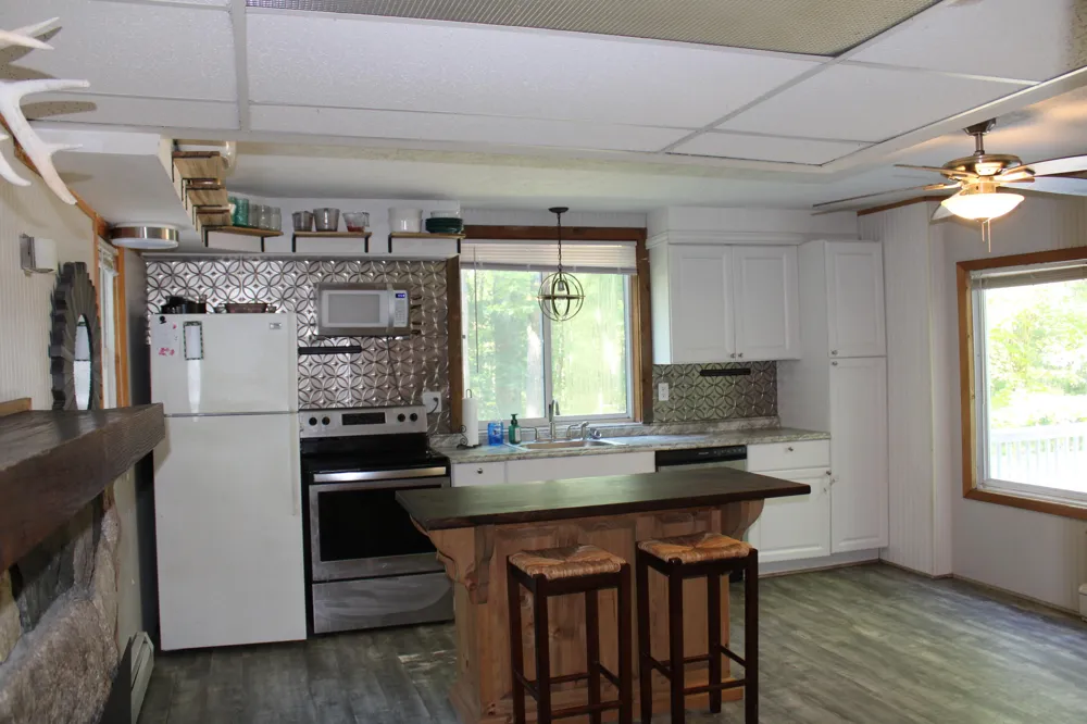 11870 Bayer Road Roscommon, MI 48653