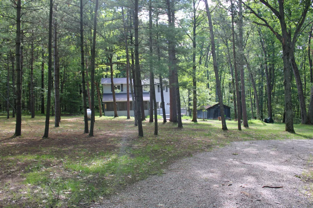 11870 Bayer Road Roscommon, MI 48653
