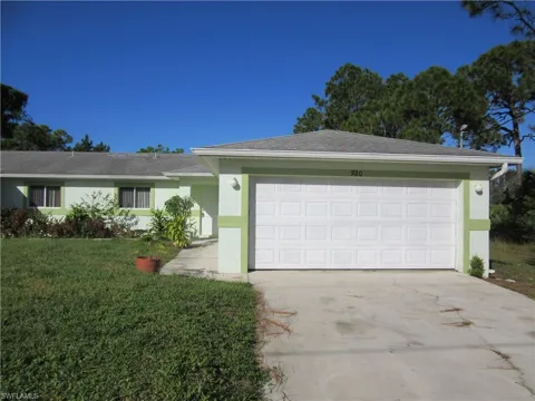 922 Eisenhower Boulevard