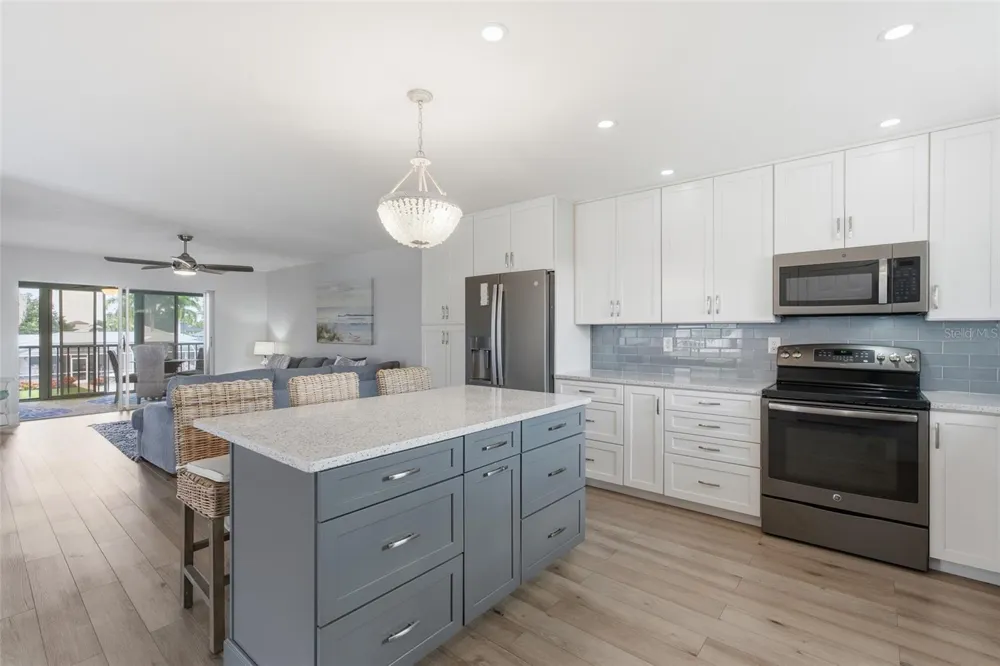 5112 CORONADO PARKWAY #12 Cape Coral, FL 33904