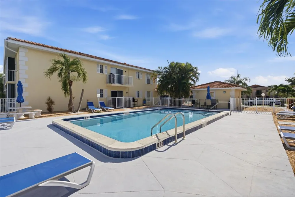 5112 CORONADO PARKWAY #12 Cape Coral, FL 33904