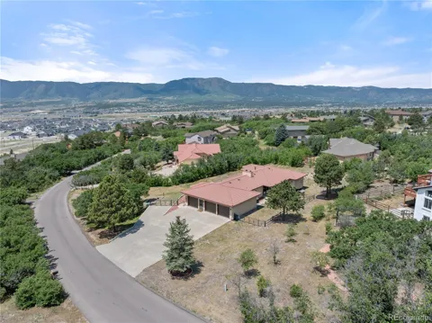380 Scrub Oak Circle