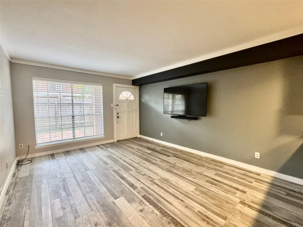829 Wax Myrtle Lane Houston, TX 77079