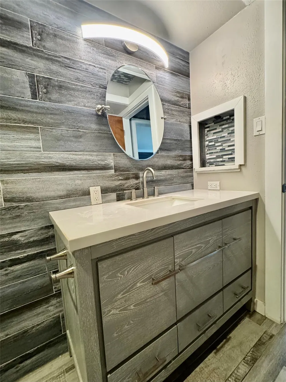 829 Wax Myrtle Lane Houston, TX 77079