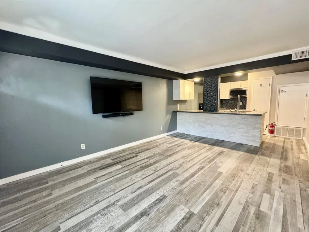 829 Wax Myrtle Lane Houston, TX 77079