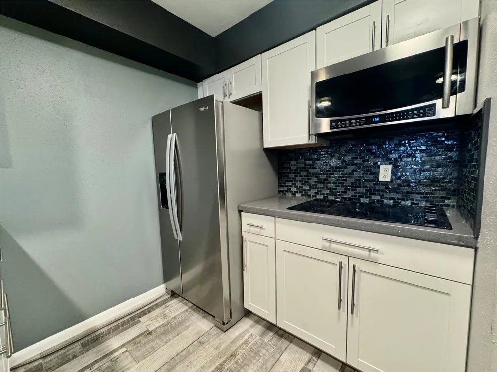 829 Wax Myrtle Lane Houston, TX 77079