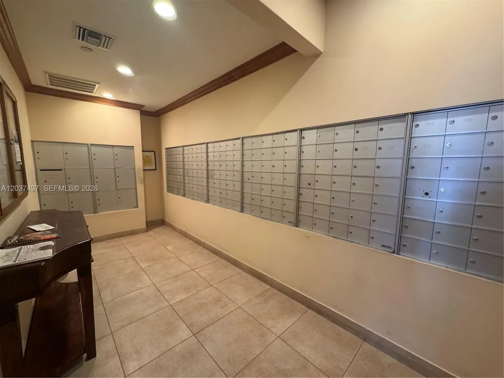 700 Biltmore Way #916 Coral Gables, FL 33134