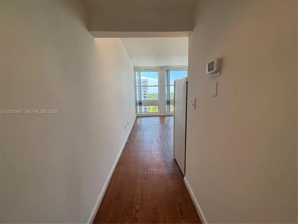 700 Biltmore Way #916 Coral Gables, FL 33134
