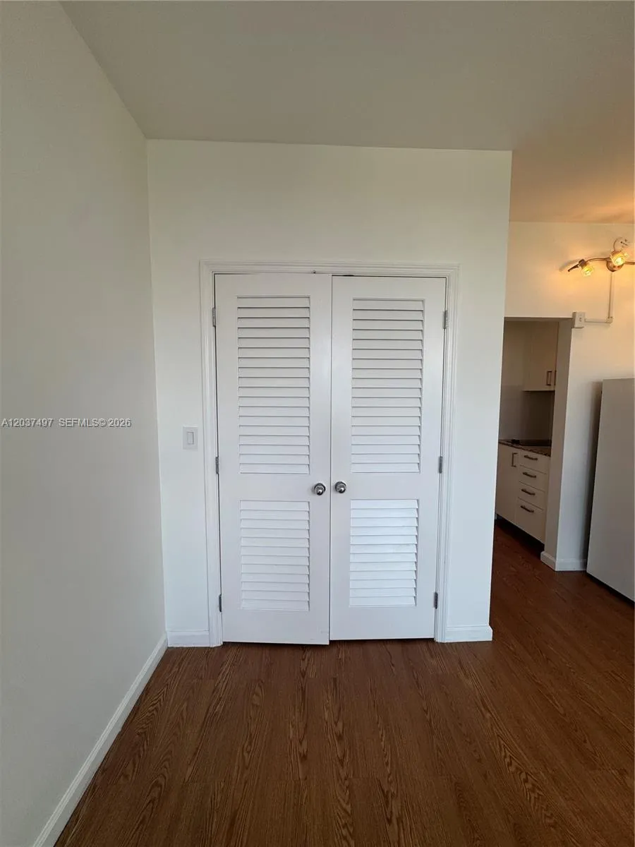 700 Biltmore Way #916 Coral Gables, FL 33134