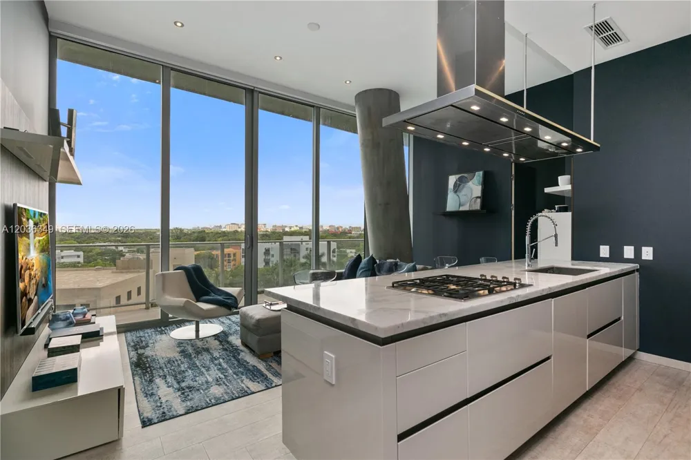 2669 S Bayshore Dr #704N Coconut Grove, FL 33133